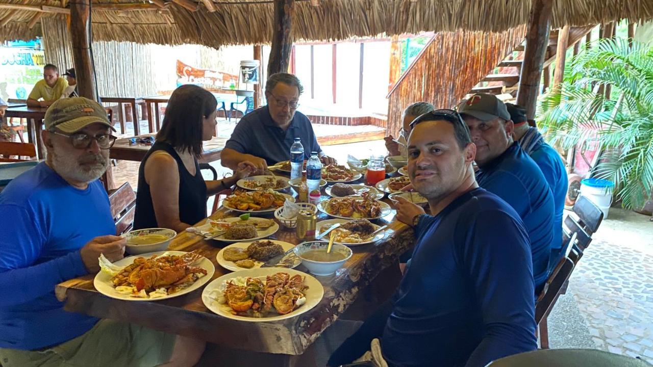 Camarones Hostal Castillo Del Mar מראה חיצוני תמונה