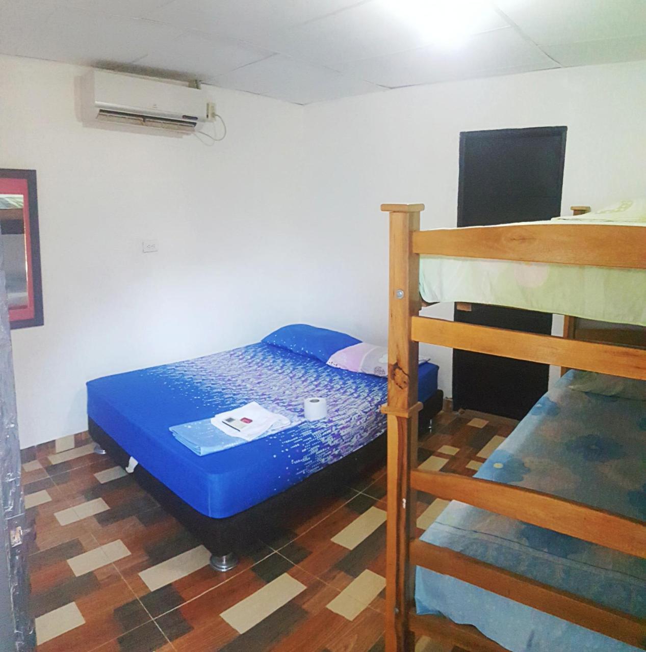 Camarones Hostal Castillo Del Mar מראה חיצוני תמונה