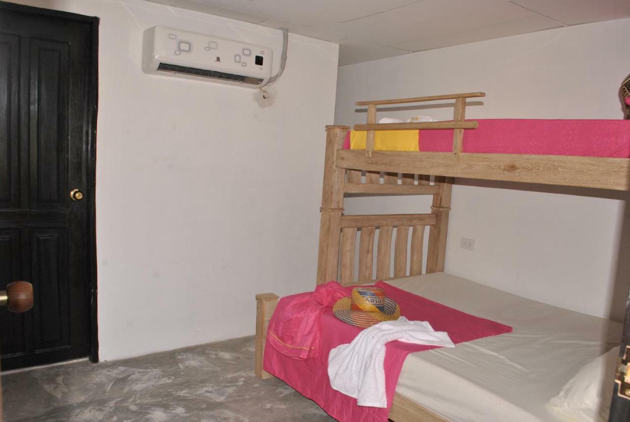 Camarones Hostal Castillo Del Mar מראה חיצוני תמונה